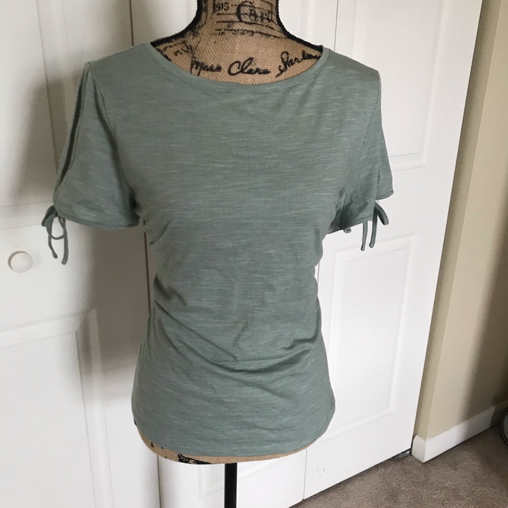 NWT Talbots split sleeve green top.